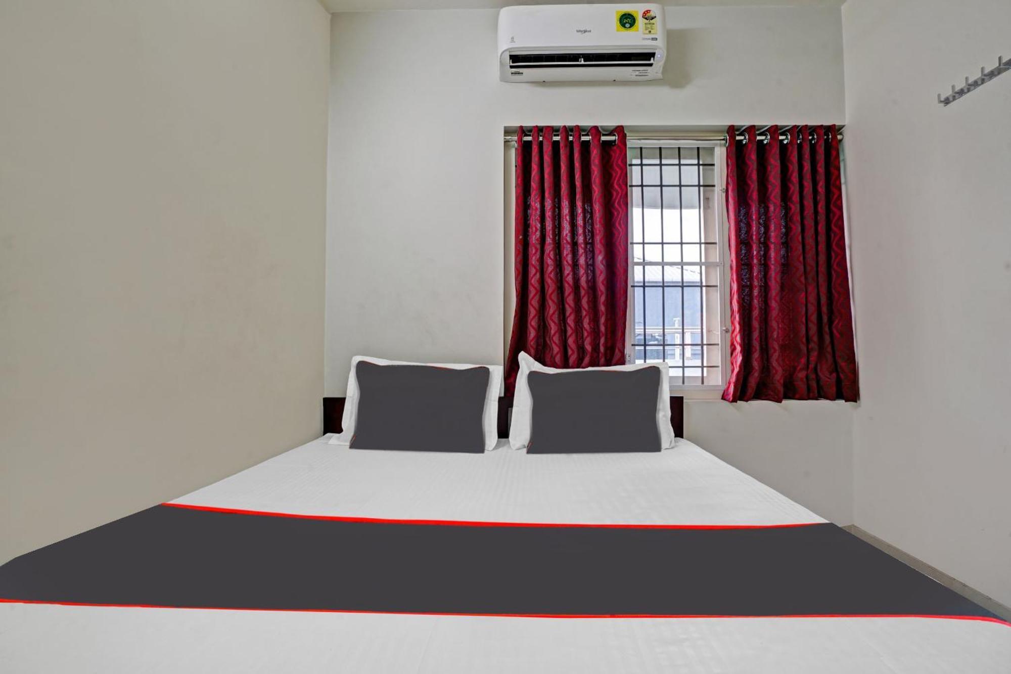 Hotel Collection O White House Pearl Kochi Exterior foto